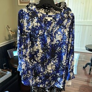 Liz Claiborne Blue and White Graphic Blouse